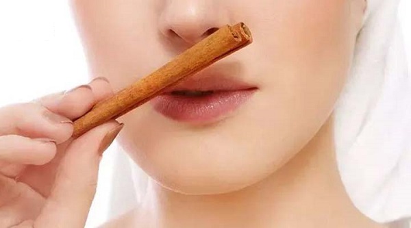 12 خاصیت معجزه آسای دارچین برای زنان چیست؟