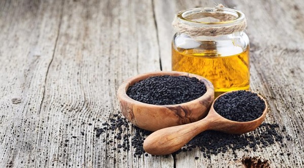 عوارض جویدن سیاه دانه