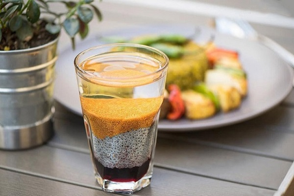 طرز تهیه معجون خاکشیر و تخم شربتی